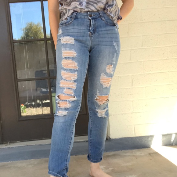 Ripped stretchy jeans - Picture 1 of 3